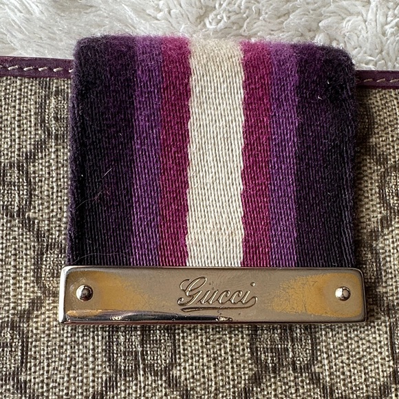Gucci Beige and Purple Stripe Wallet - Picture 2 of 8